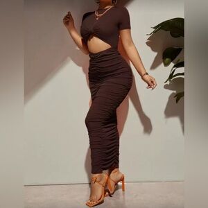 Chic Brown Ruched midi dress